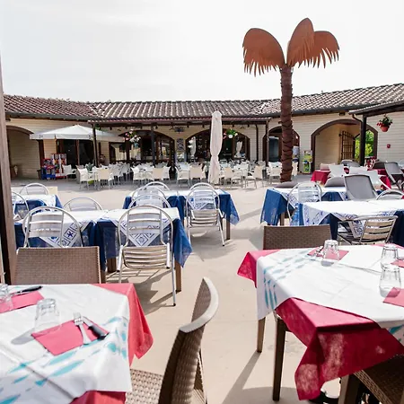 Familie In Toscane, Aan Zee, Aangeboden Door Micasatoscana * Viareggio