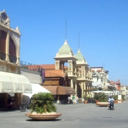 Appartement Familie In Toscane, Aan Zee, Aangeboden Door Micasatoscana Viareggio